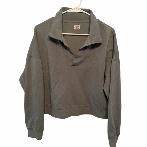 Cotton On Tops - Cotton On Collared Cropped Sweatshirt Women’s Green size medium‎